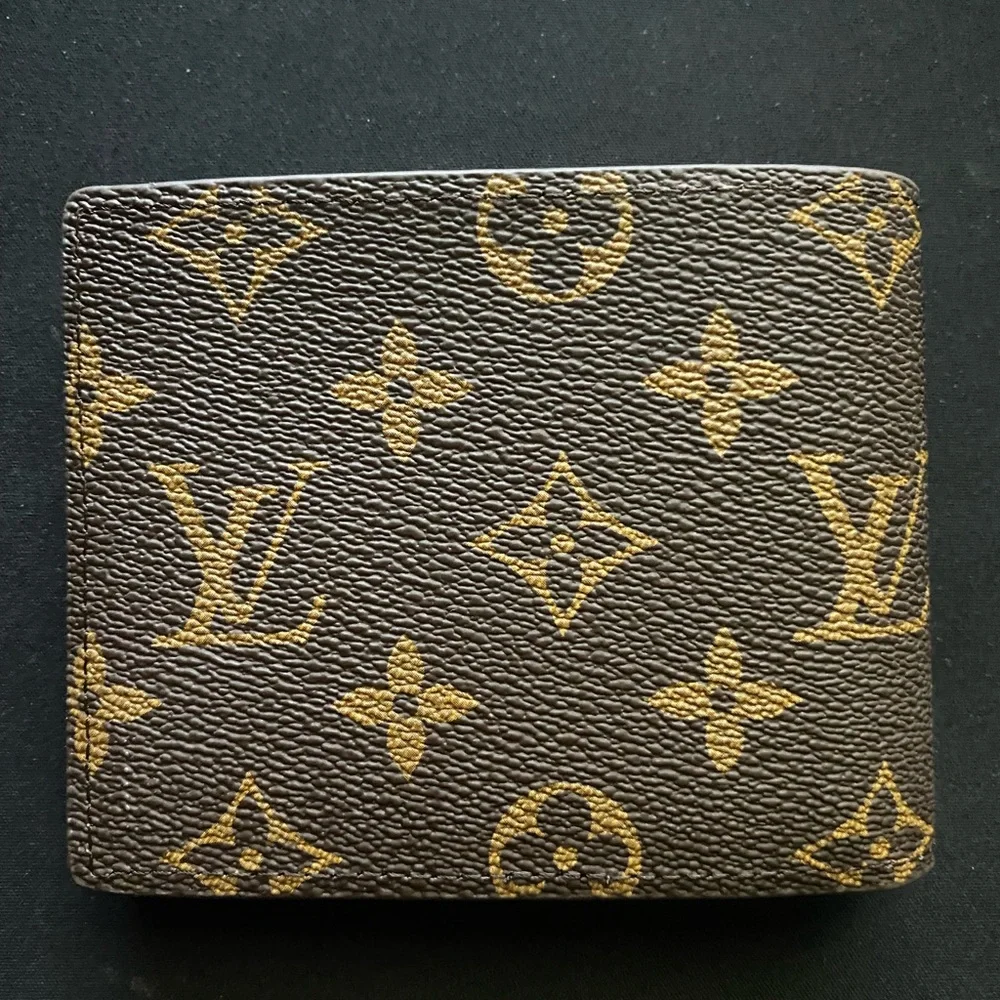 Louis Vuitton Multiple Wallet Mens - Picture 3 of 6